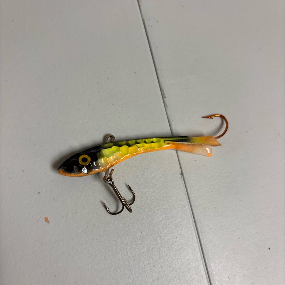 Custom Painted Shiver Minnow